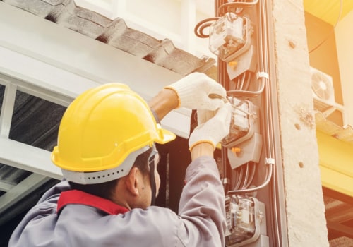 The Pros and Cons of Becoming an Electrician