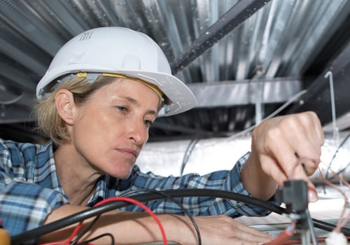 How much does a top tier electrician make?
